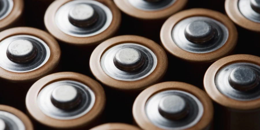 AGM Battery vs Lithium-Ion: Make the Smart Battery Choice Today